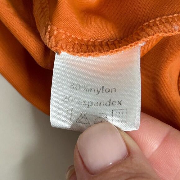 So Real GSUWOO GFS Long Sleeve Orange Ribbed Crop Top size Large - Picture 11 of 11